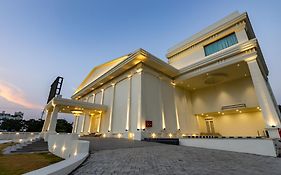 The Grand Monarch Hotel, Ujjain